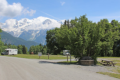 Bassin avec le Mont-Blanc